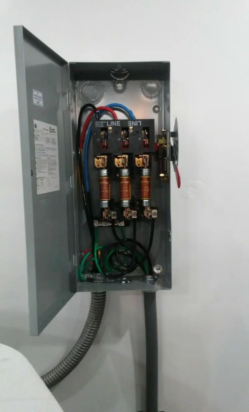 Three-phase disconnect switch installed for Electrical Wiring & Rewiring in Avra Valley